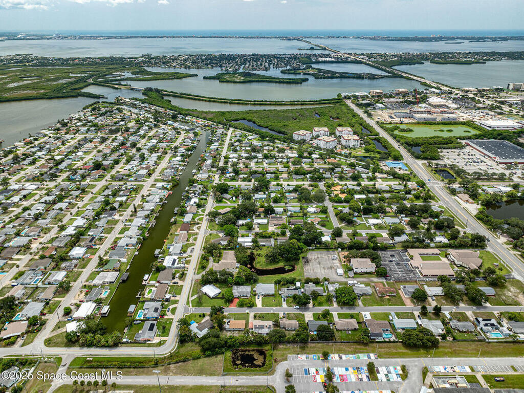 421 4th Street, Merritt Island, FL 32953