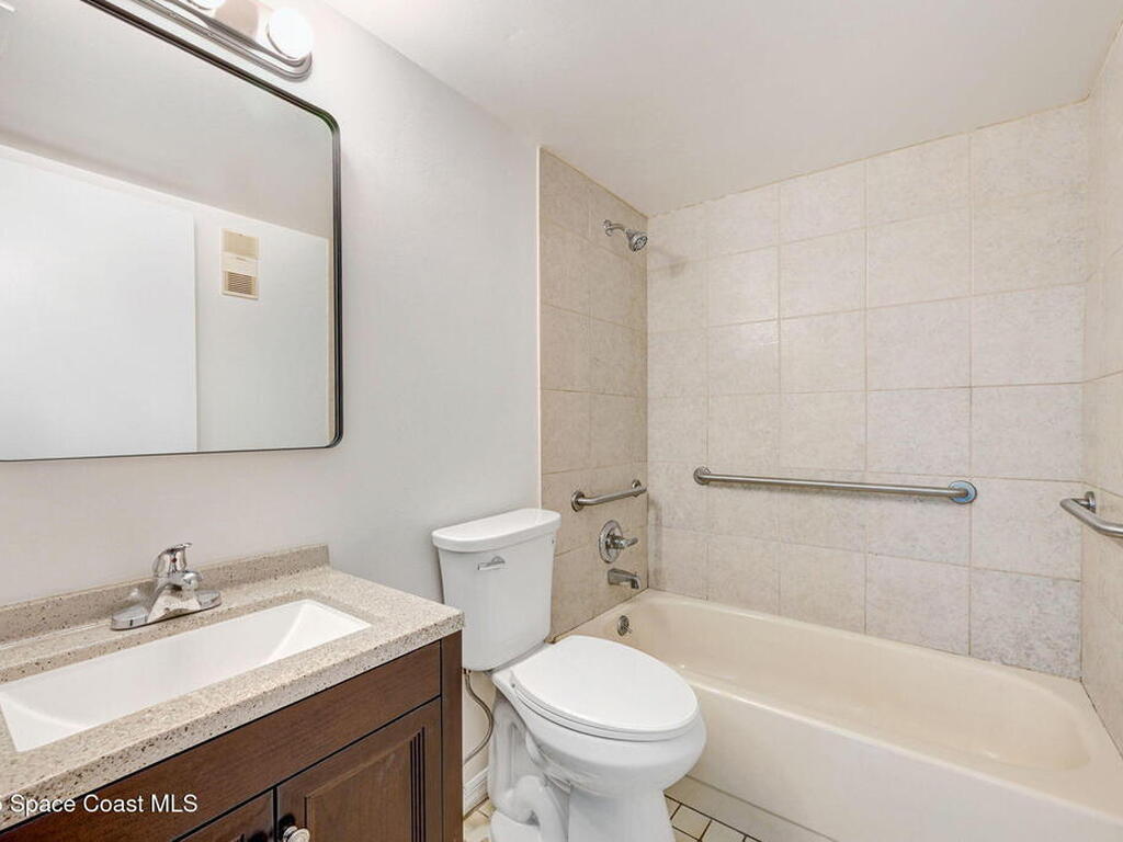 2962 Sir Hamilton Circle, Titusville, FL 32780