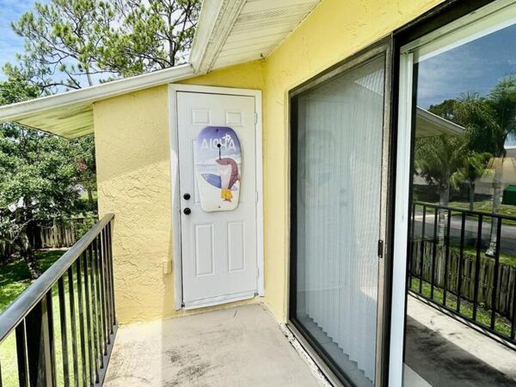 594 N Wickham Road, Melbourne, FL 32935