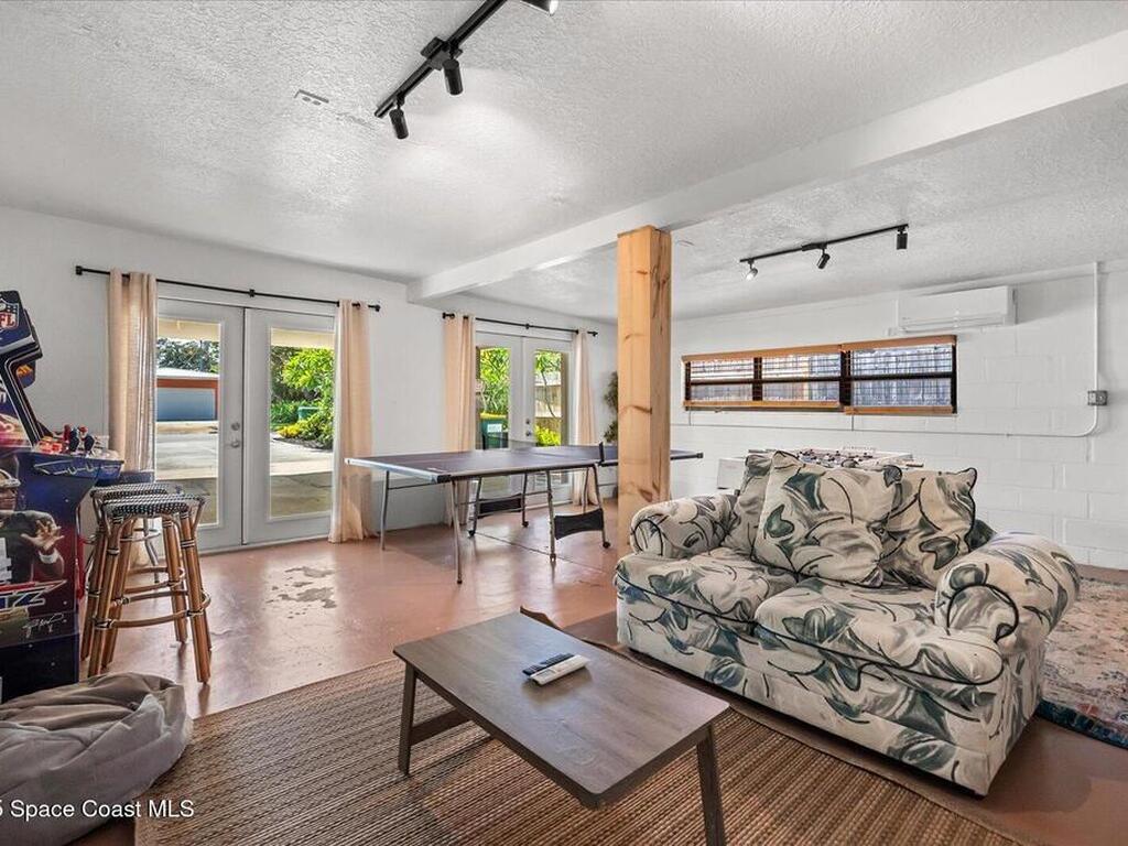 936 Santa Cruz Road, Cocoa Beach, FL 32931