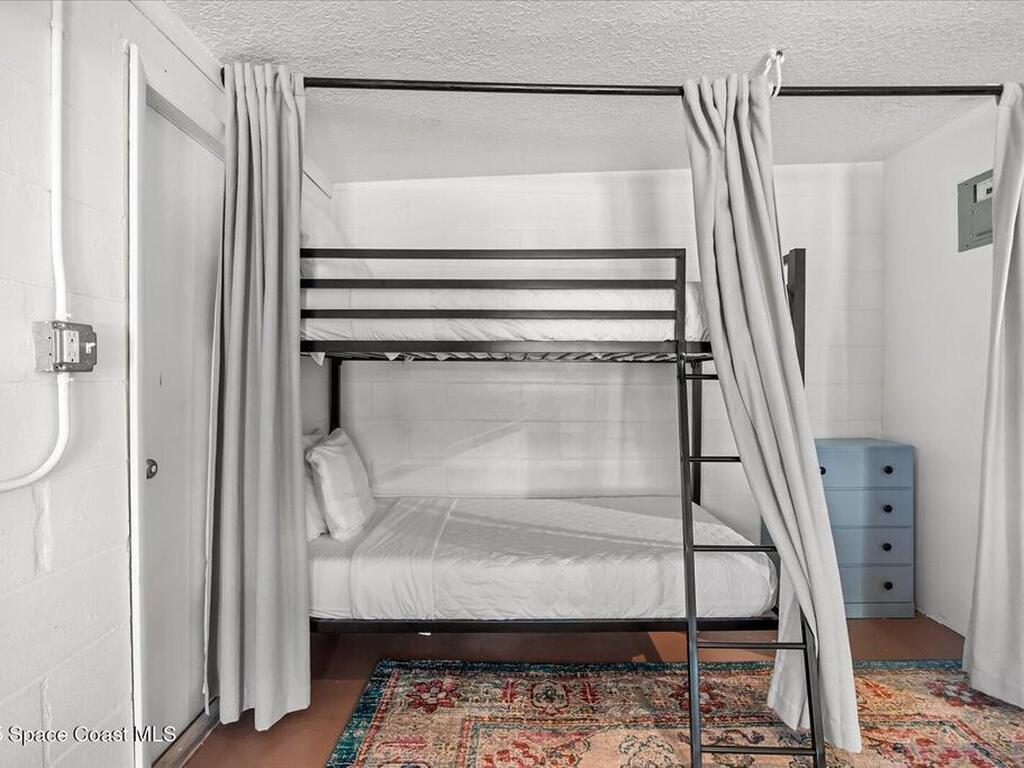 936 Santa Cruz Road, Cocoa Beach, FL 32931