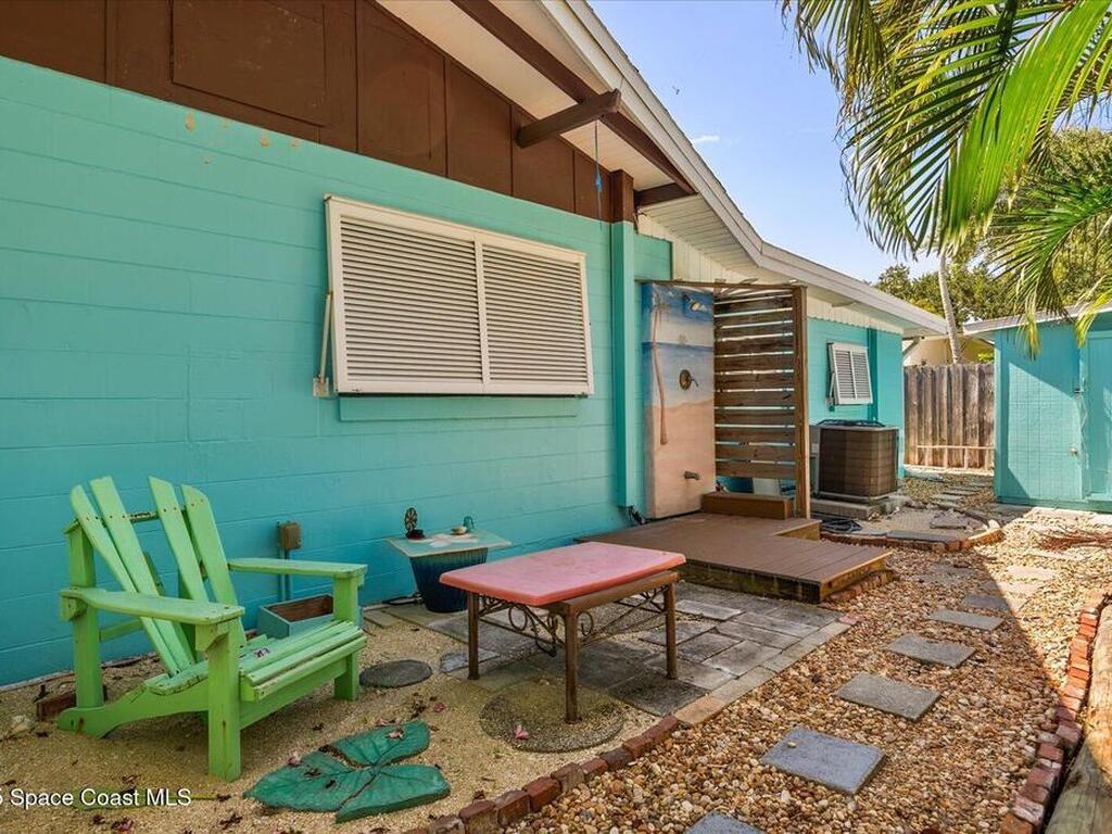 936 Santa Cruz Road, Cocoa Beach, FL 32931