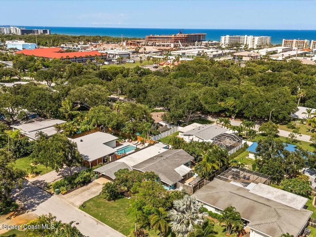 936 Santa Cruz Road, Cocoa Beach, FL 32931