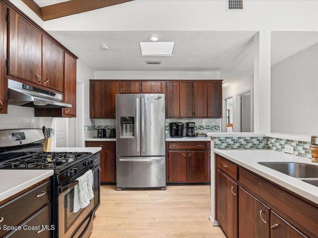 936 Santa Cruz Road, Cocoa Beach, FL 32931