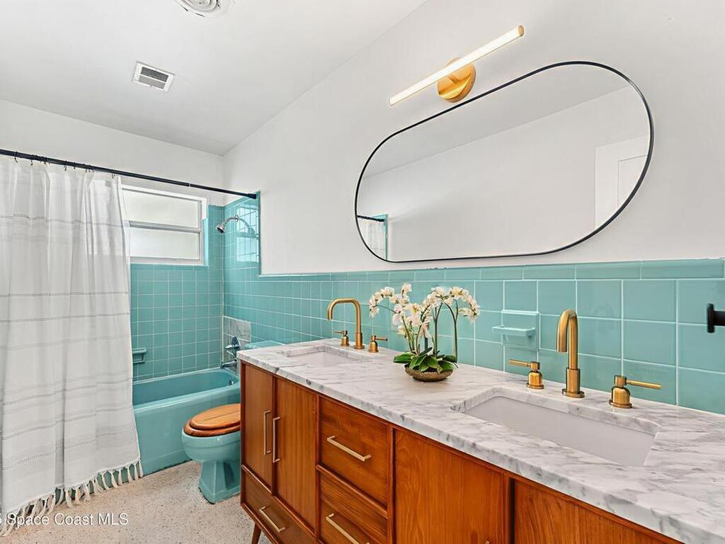 298 Harwood Avenue, Satellite Beach, FL 32937