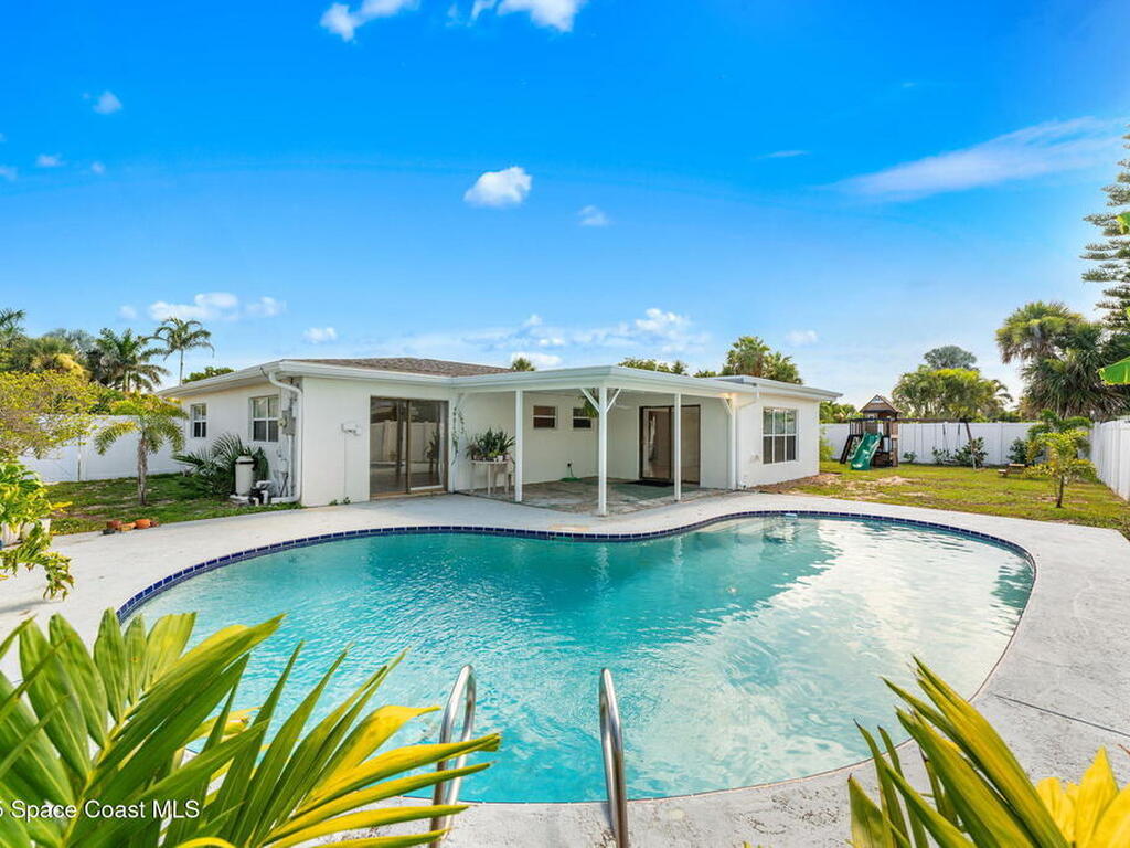 298 Harwood Avenue, Satellite Beach, FL 32937