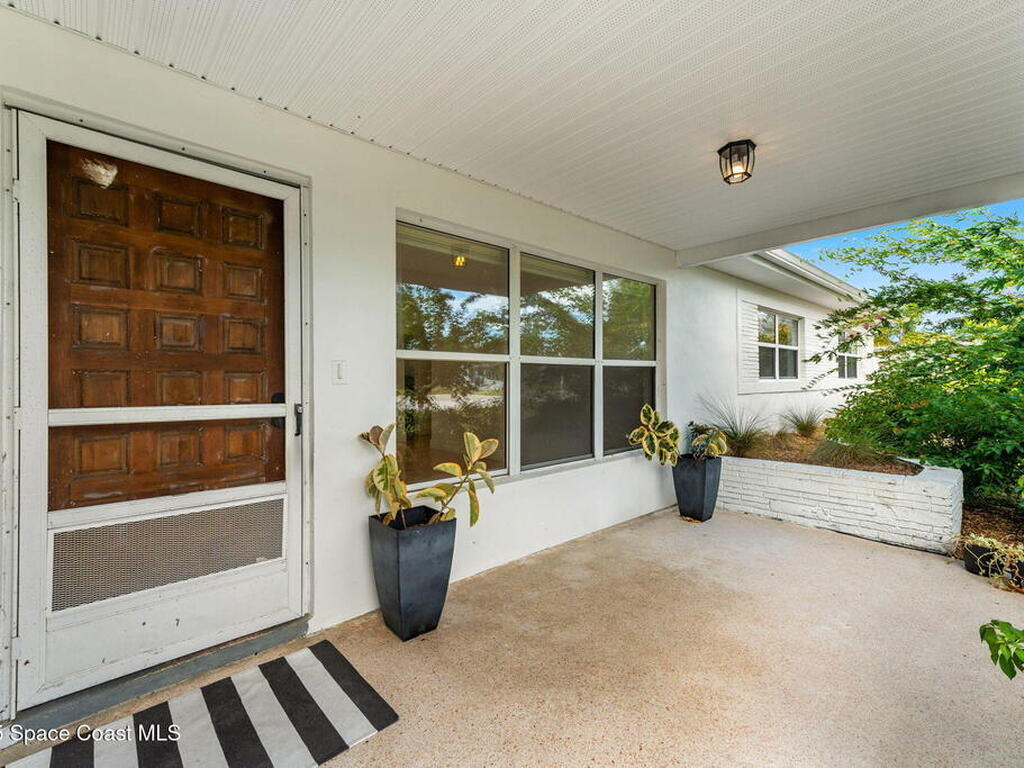 298 Harwood Avenue, Satellite Beach, FL 32937