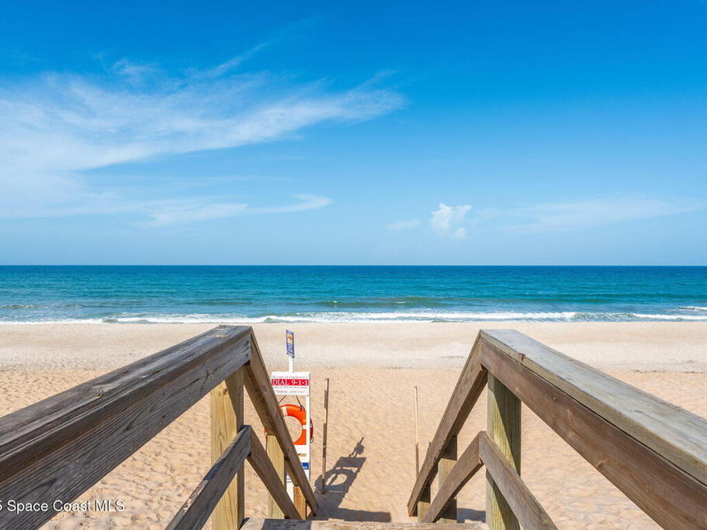 298 Harwood Avenue, Satellite Beach, FL 32937