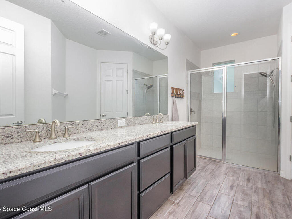 3833 Loon Lane, Sanford, FL 32771