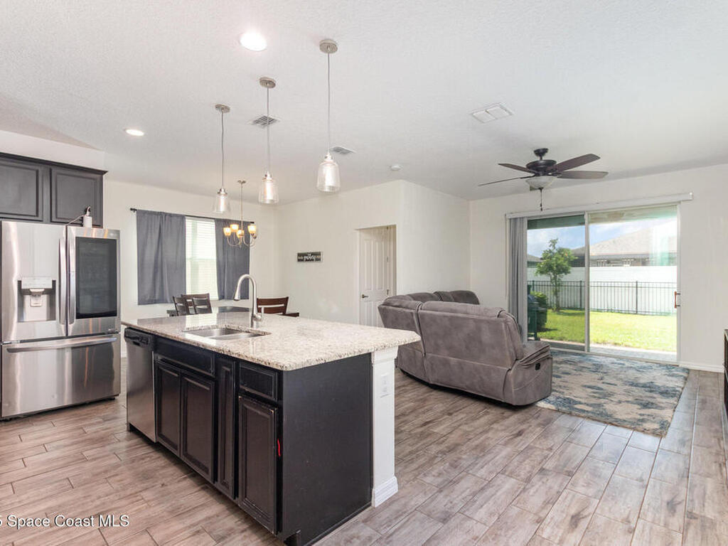 3833 Loon Lane, Sanford, FL 32771