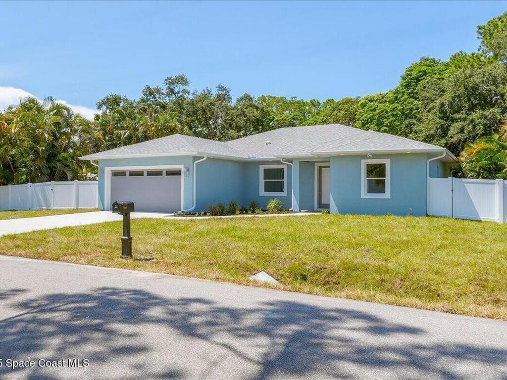 1740 Angel Avenue, Merritt Island, FL 32952