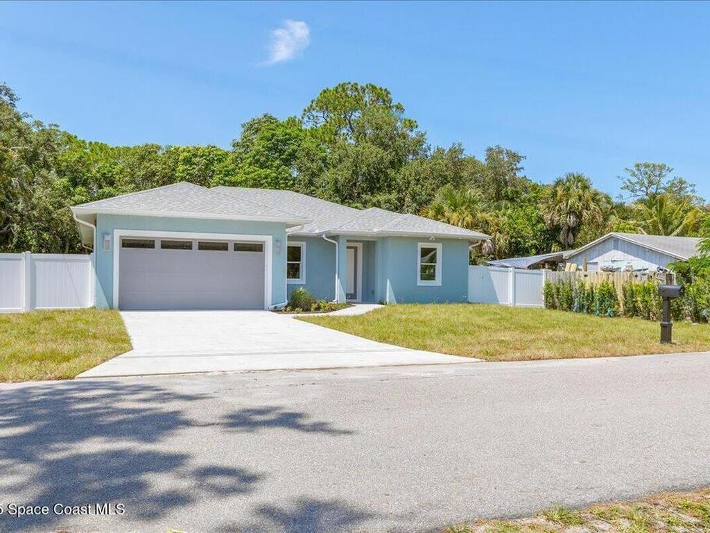 1740 Angel Avenue, Merritt Island, FL 32952