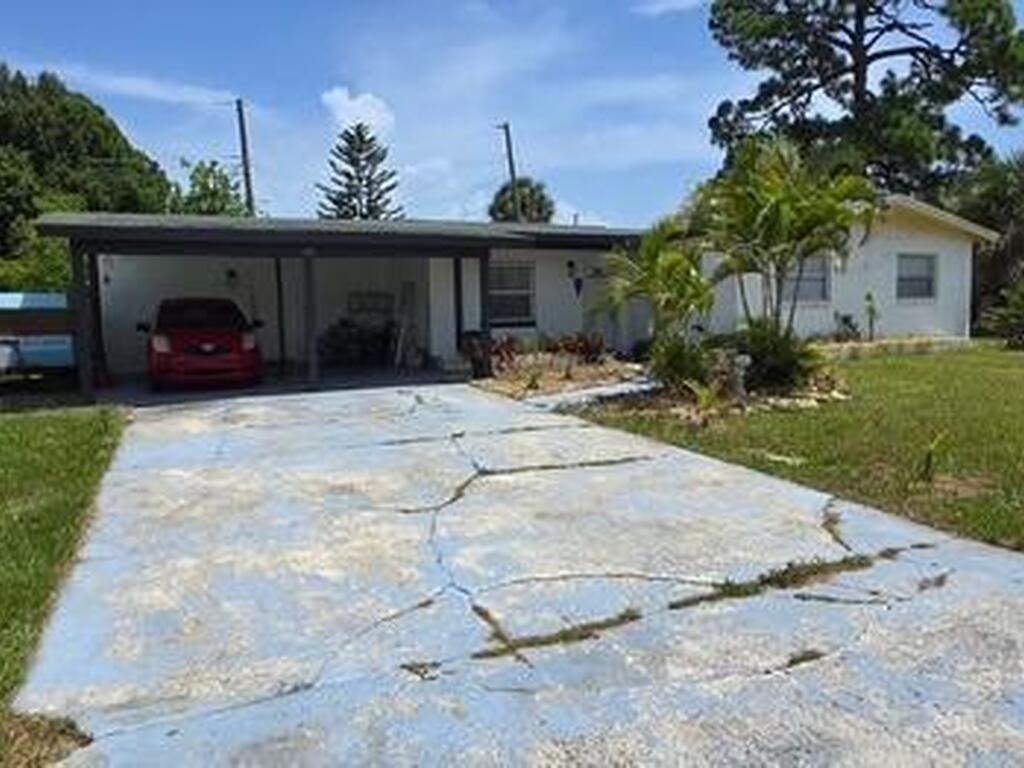 180 Brandy Lane, Merritt Island, FL 32952