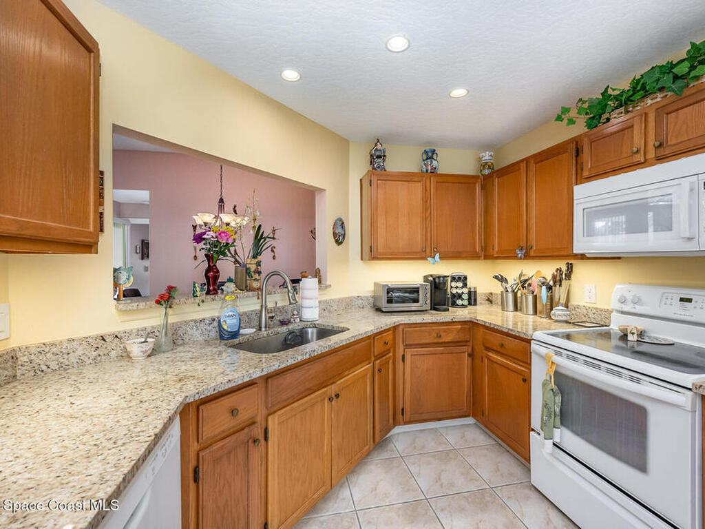 725 Pine Island Drive, Suntree, FL 32940