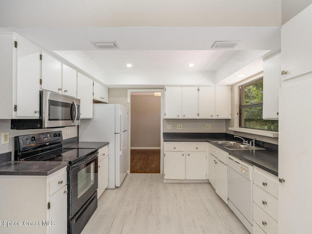 808 Kensington Drive, Cocoa, FL 32922