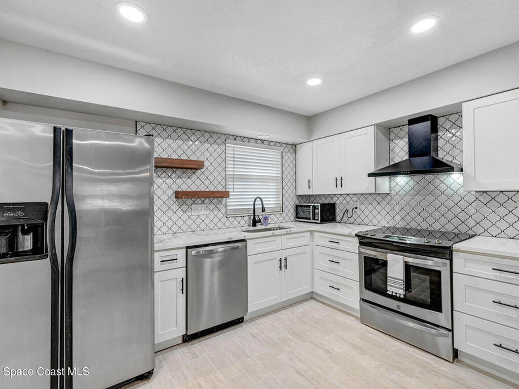 527 Wilson Avenue, Satellite Beach, FL 32937