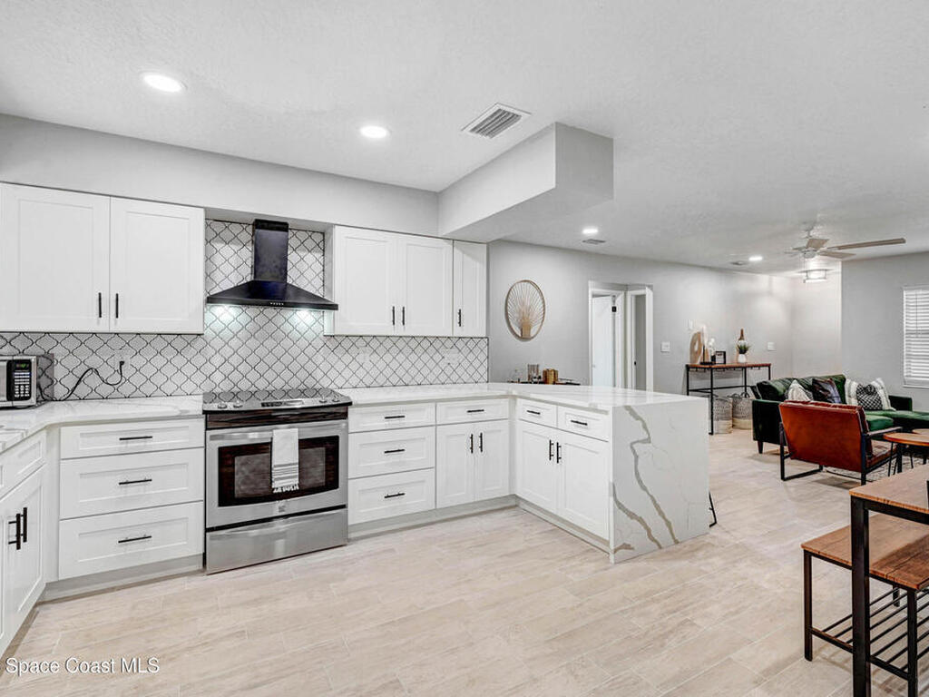 527 Wilson Avenue, Satellite Beach, FL 32937