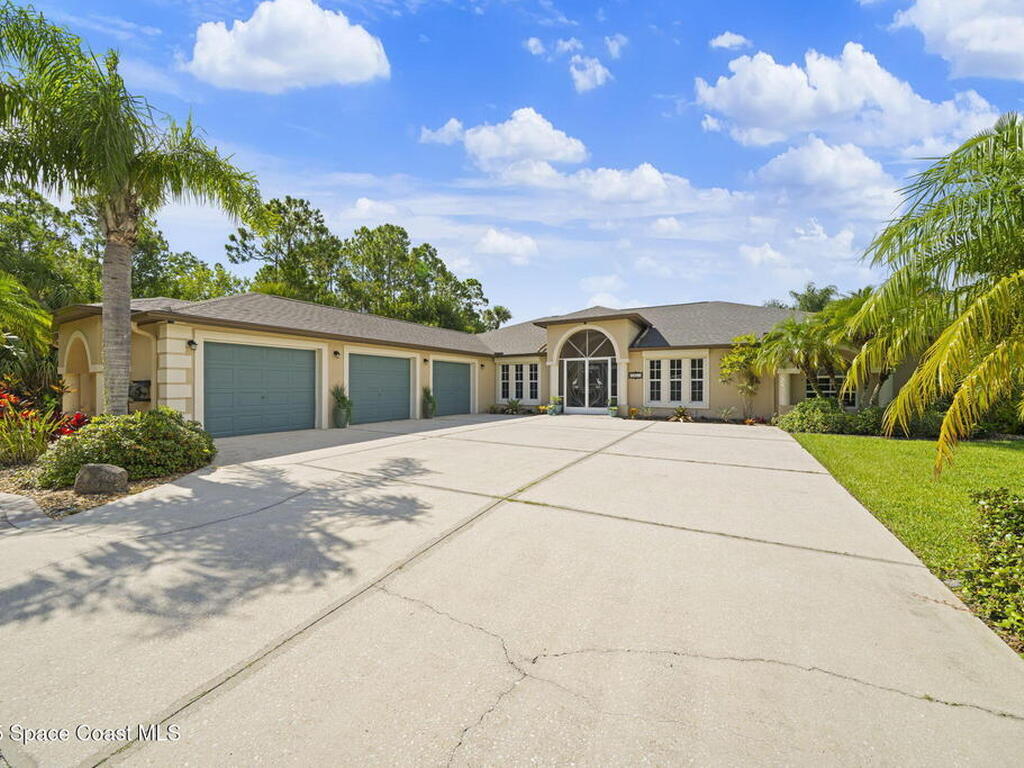 1851 Timbers West Boulevard, Rockledge, FL 32955