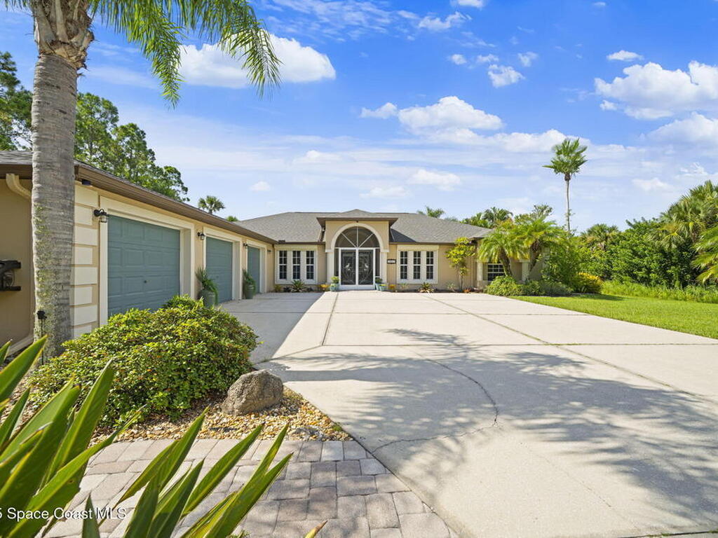 1851 Timbers West Boulevard, Rockledge, FL 32955