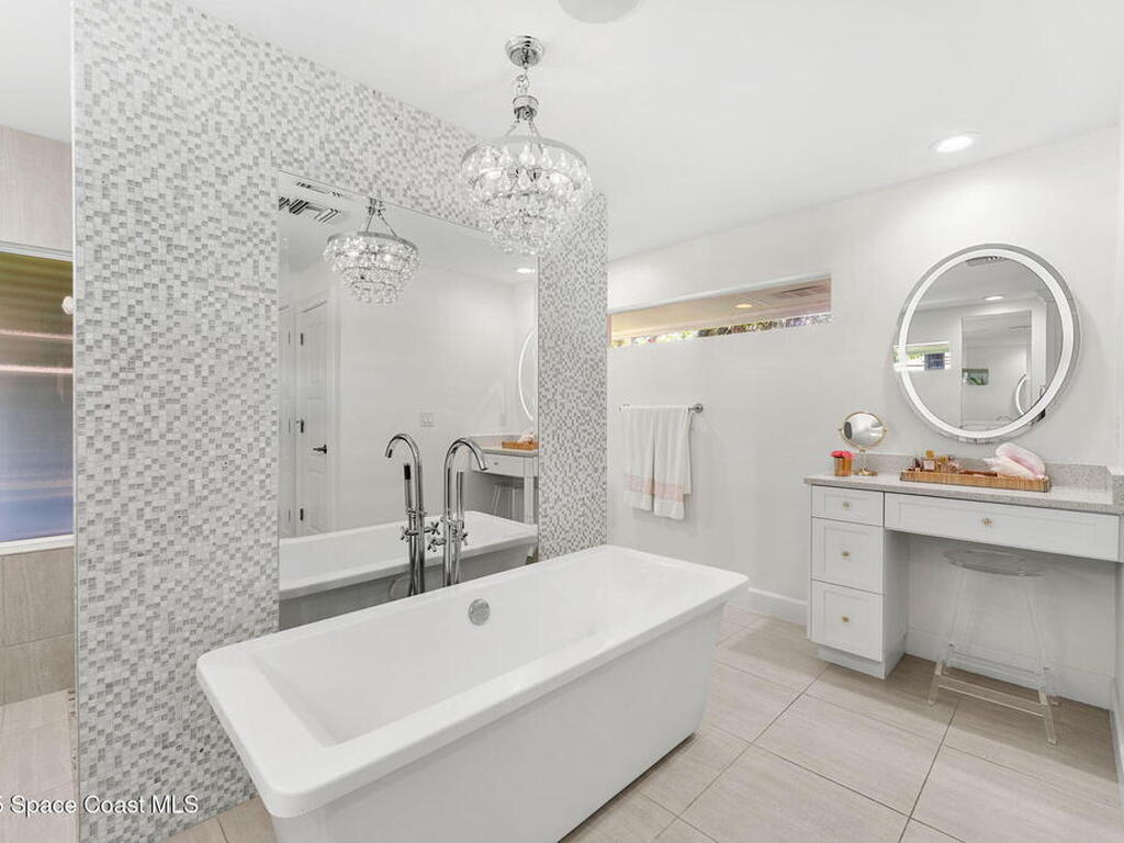 606 Hibiscus Trail, Melbourne Beach, FL 32951