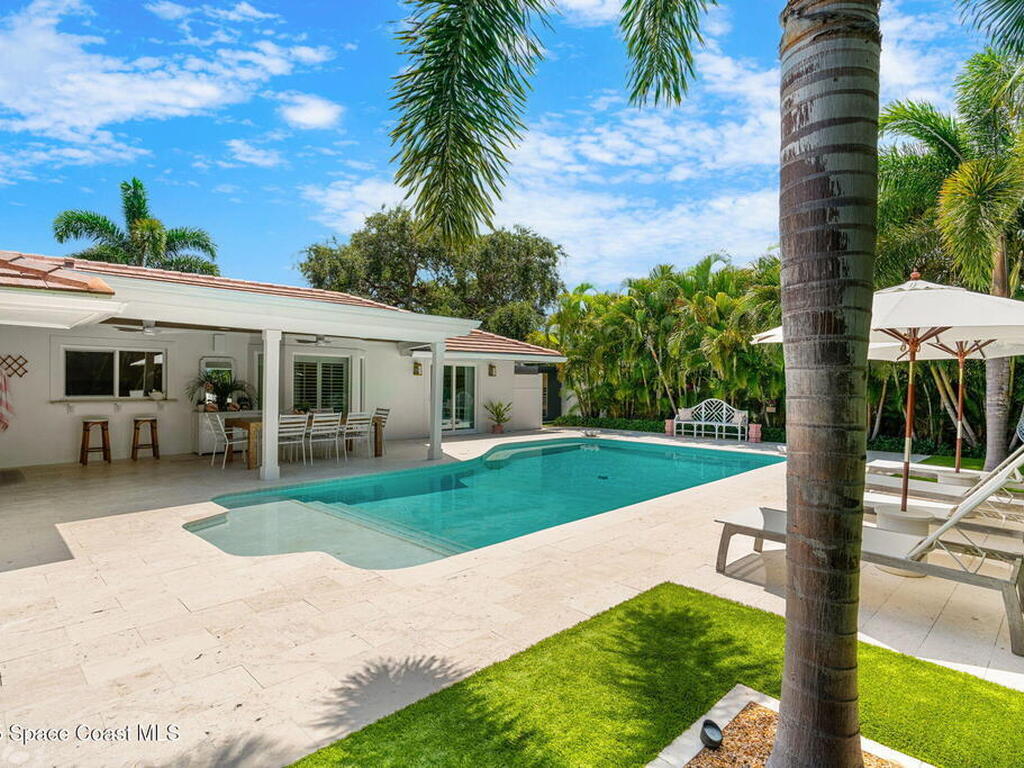 606 Hibiscus Trail, Melbourne Beach, FL 32951