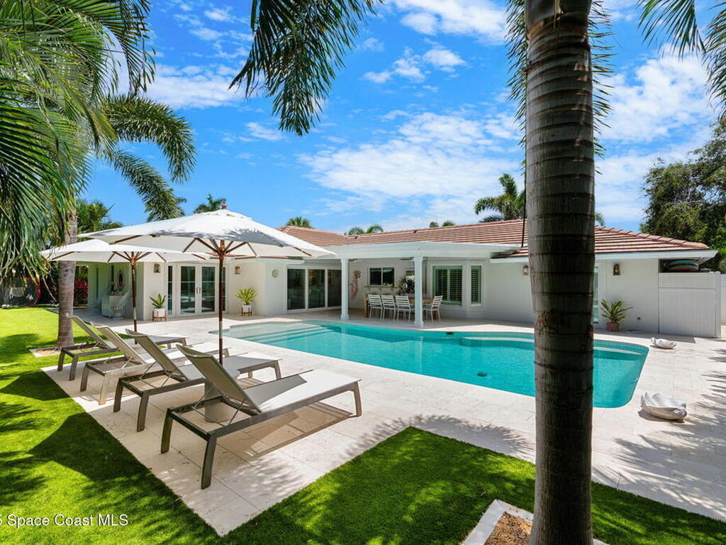 606 Hibiscus Trail, Melbourne Beach, FL 32951