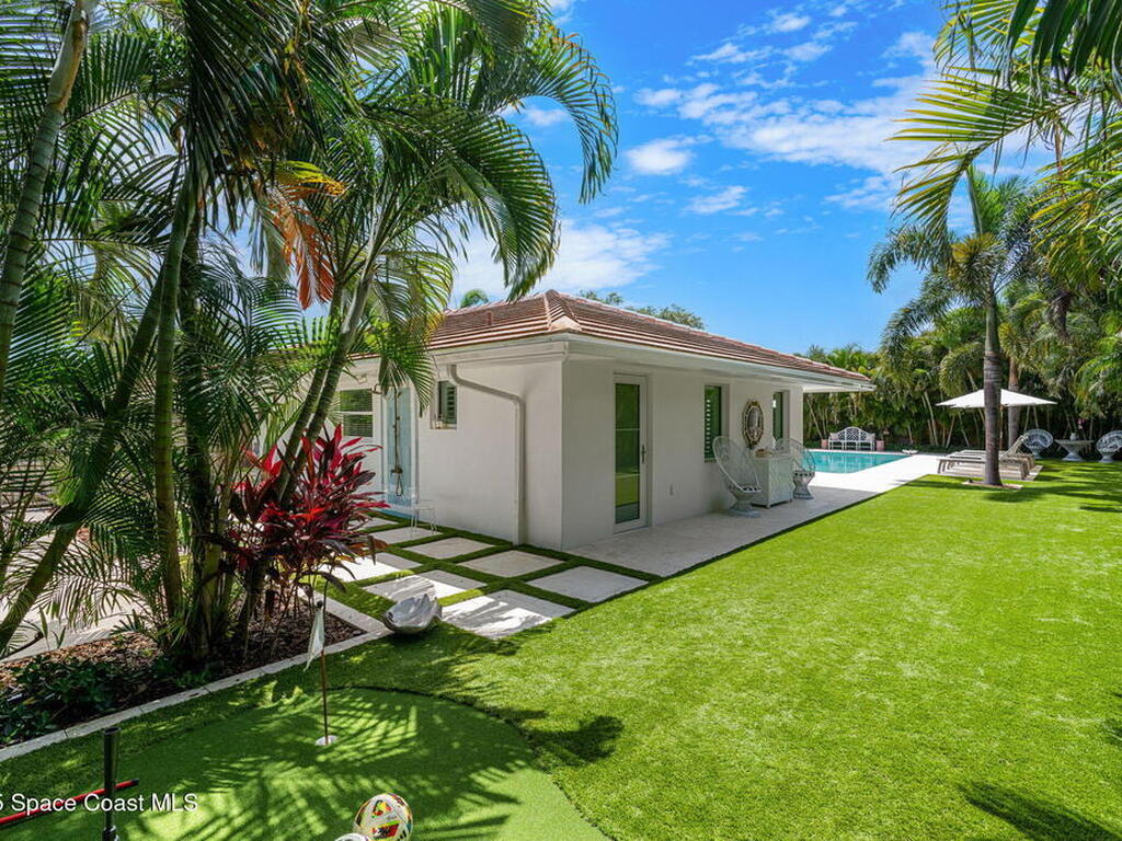 606 Hibiscus Trail, Melbourne Beach, FL 32951