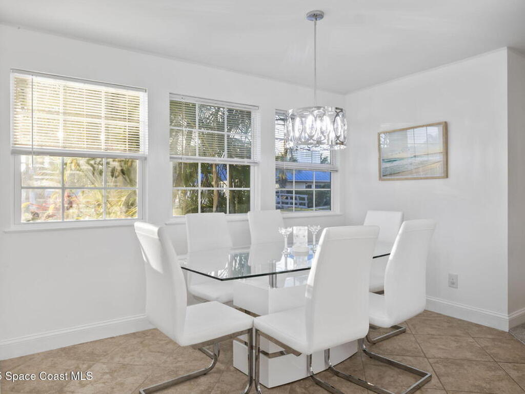 1907 Aynsley Way, Vero Beach, FL 32966