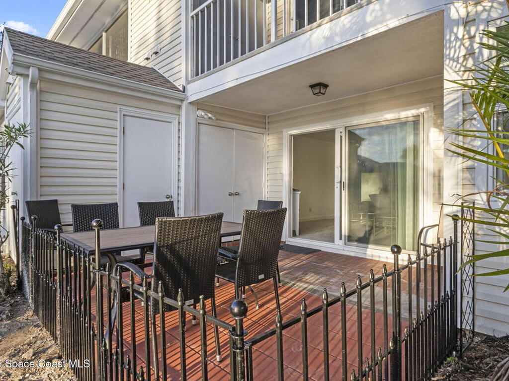 1907 Aynsley Way, Vero Beach, FL 32966