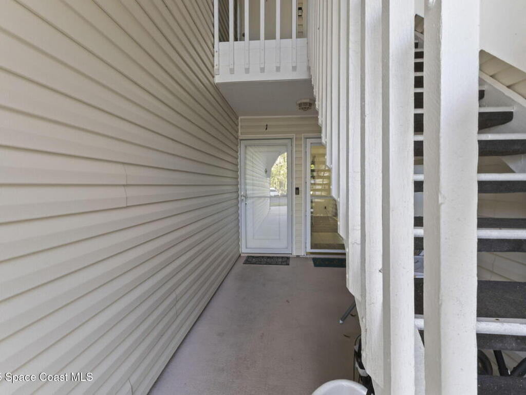 1907 Aynsley Way, Vero Beach, FL 32966