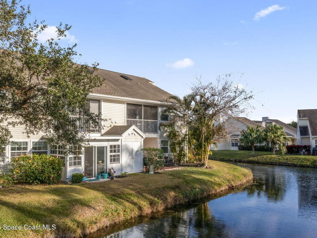 1907 Aynsley Way, Vero Beach, FL 32966