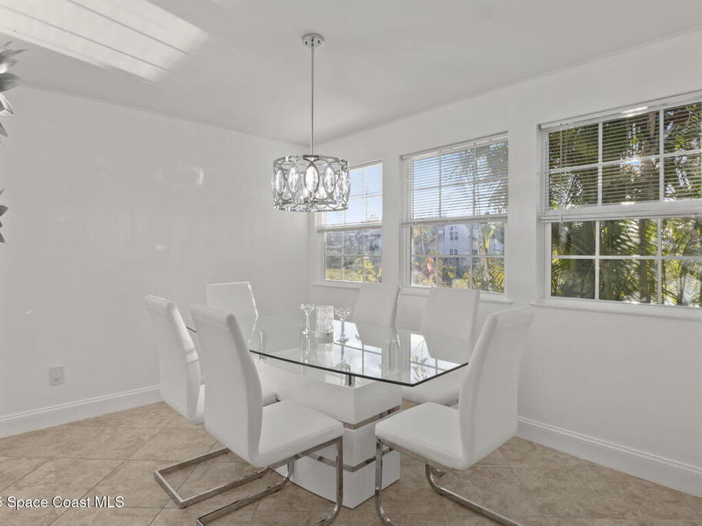 1907 Aynsley Way, Vero Beach, FL 32966