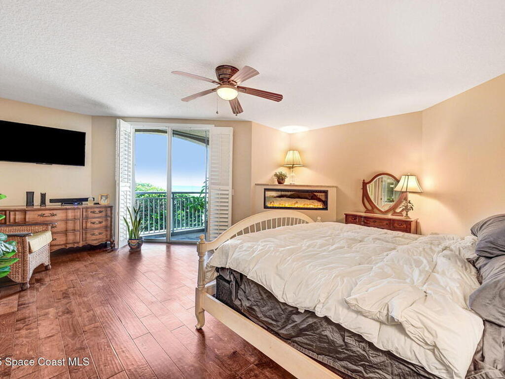 1085 Highway A1A, Satellite Beach, FL 32937