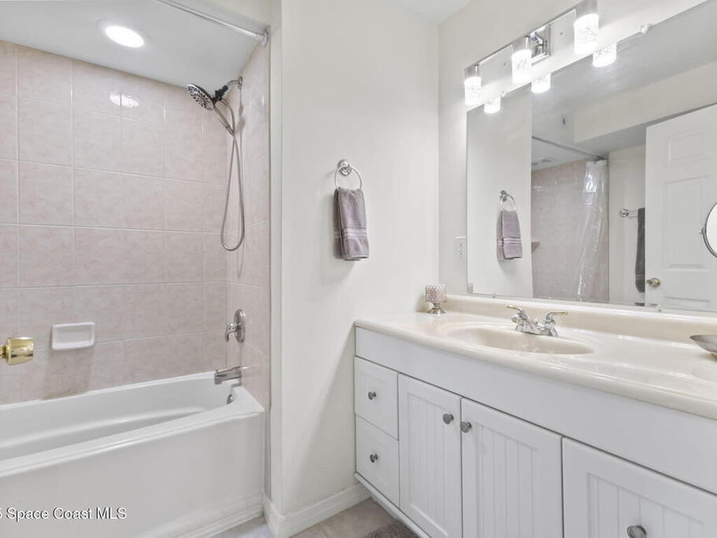 1940 Westminster Circle, Vero Beach, FL 32966