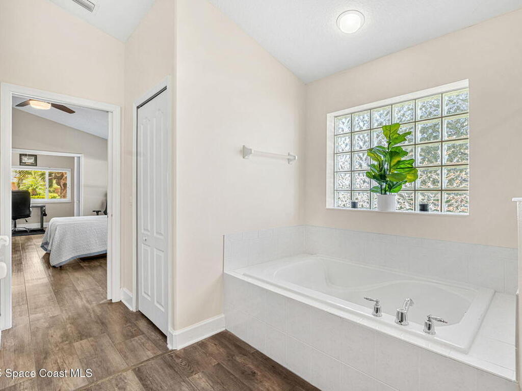 3000 Camberly Circle, Melbourne, FL 32940