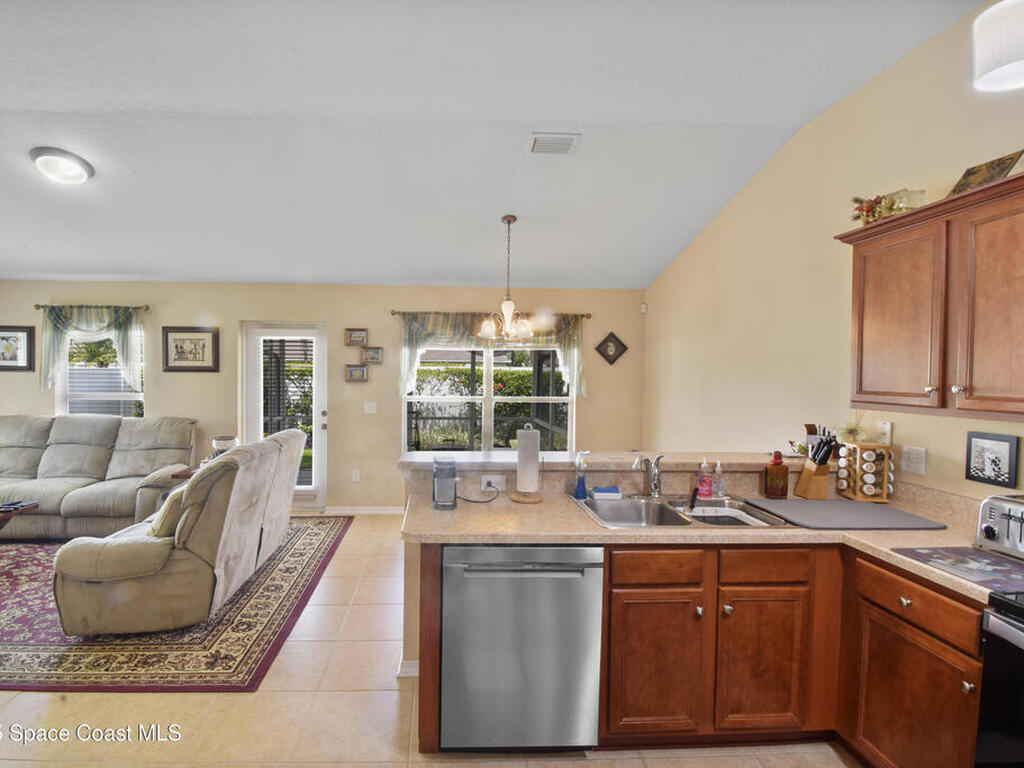 1568 Oconner Avenue, Melbourne, FL 32940