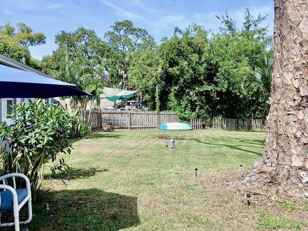 575 Nora Avenue, Merritt Island, FL 32952