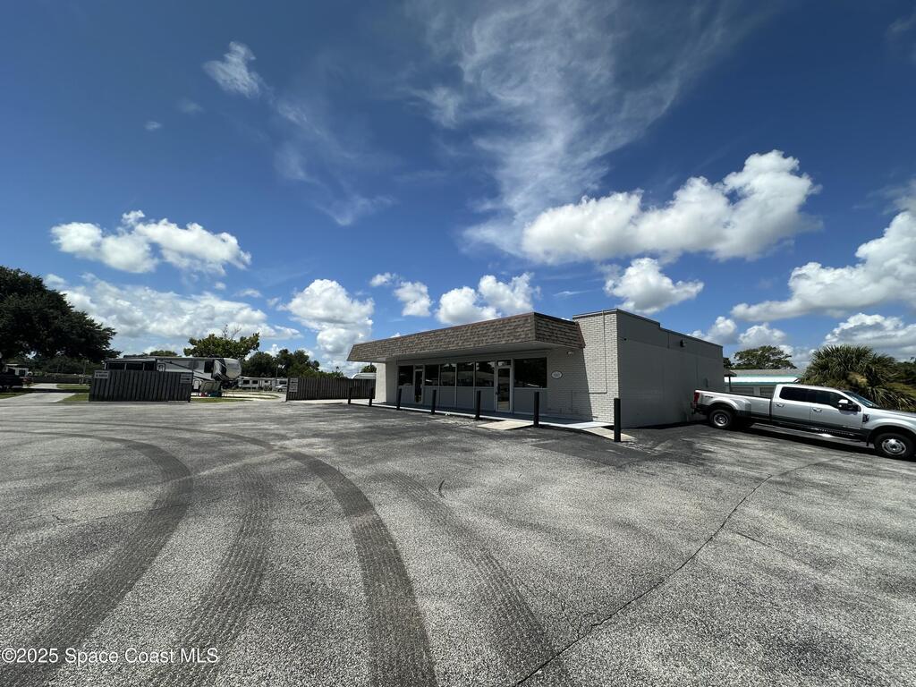 3250 Highway 1, Mims, FL 32754
