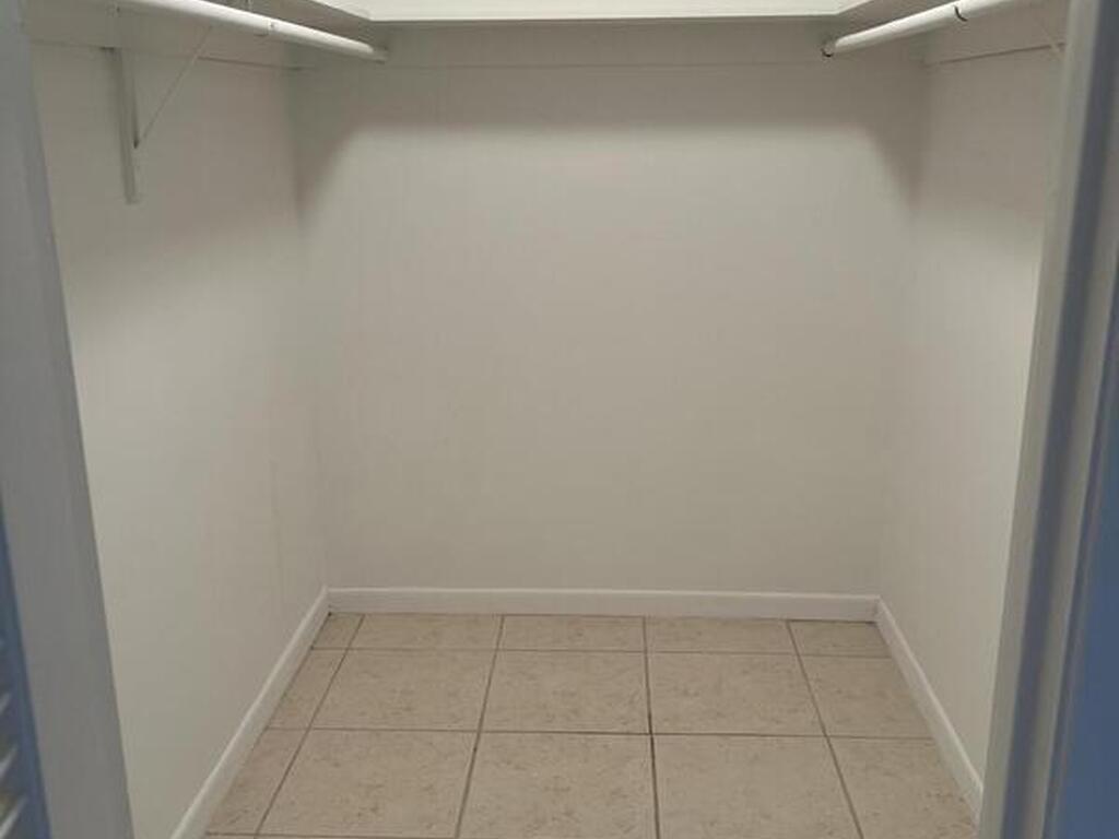 2135 N Courtenay Parkway, Merritt Island, FL 32953