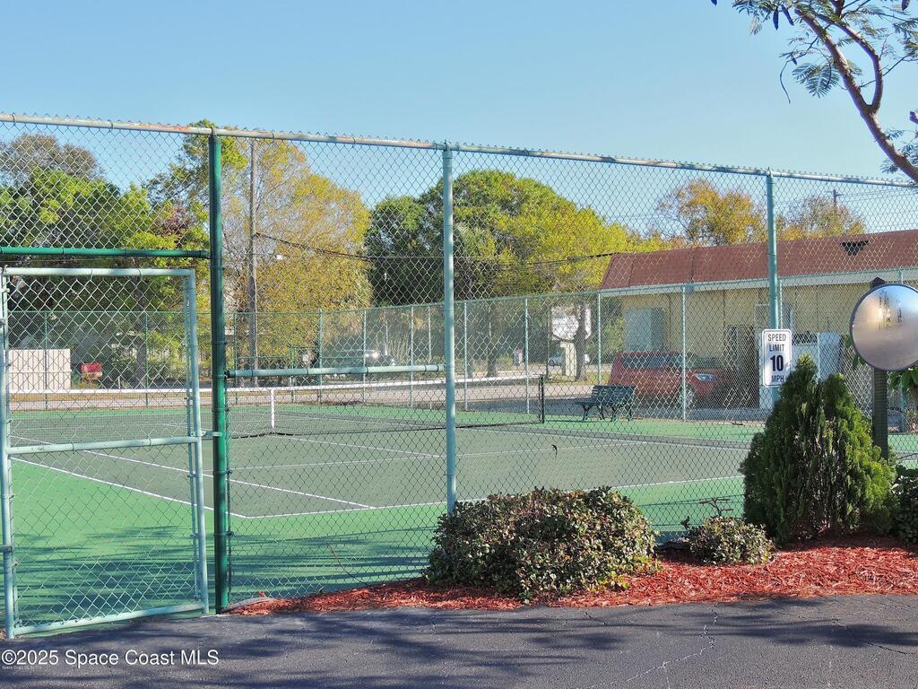 2135 N Courtenay Parkway, Merritt Island, FL 32953