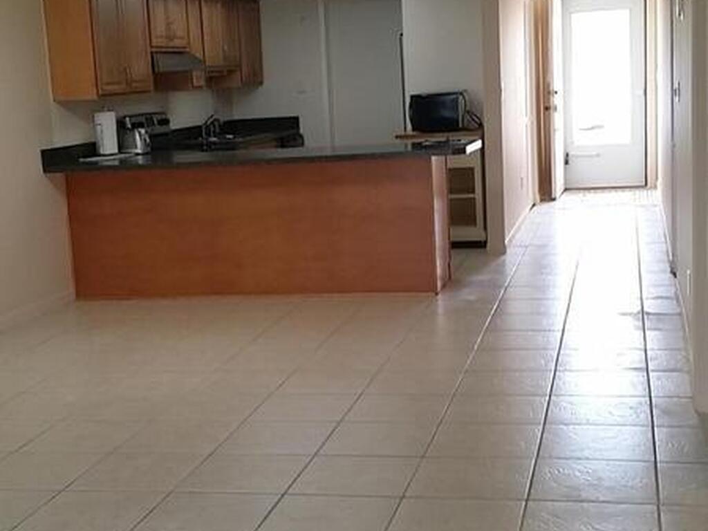 2135 N Courtenay Parkway, Merritt Island, FL 32953