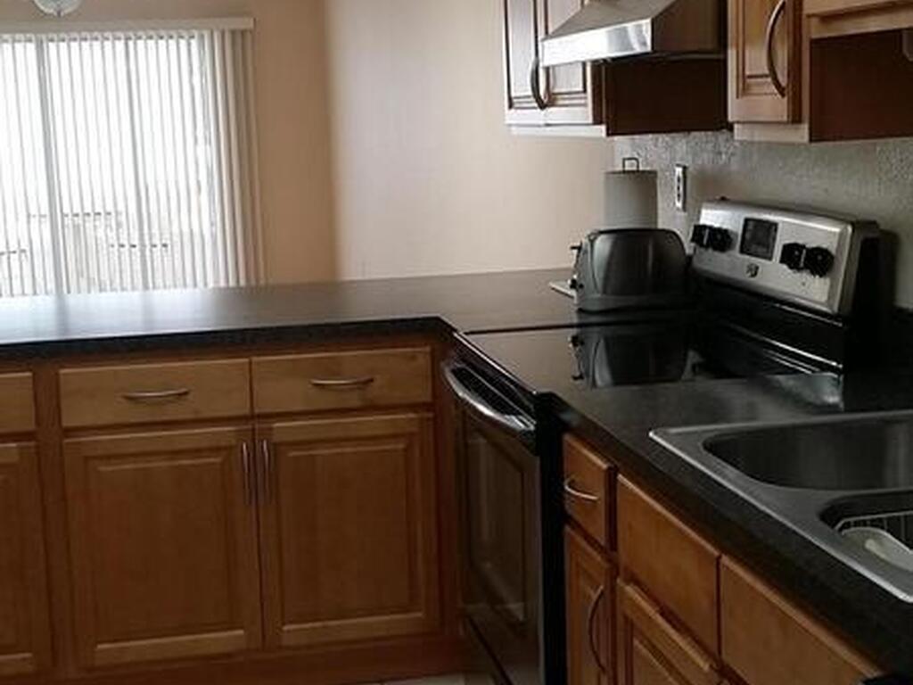 2135 N Courtenay Parkway, Merritt Island, FL 32953