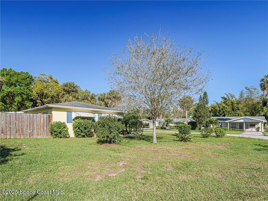2845 Tropical Avenue, Vero Beach, FL 32960