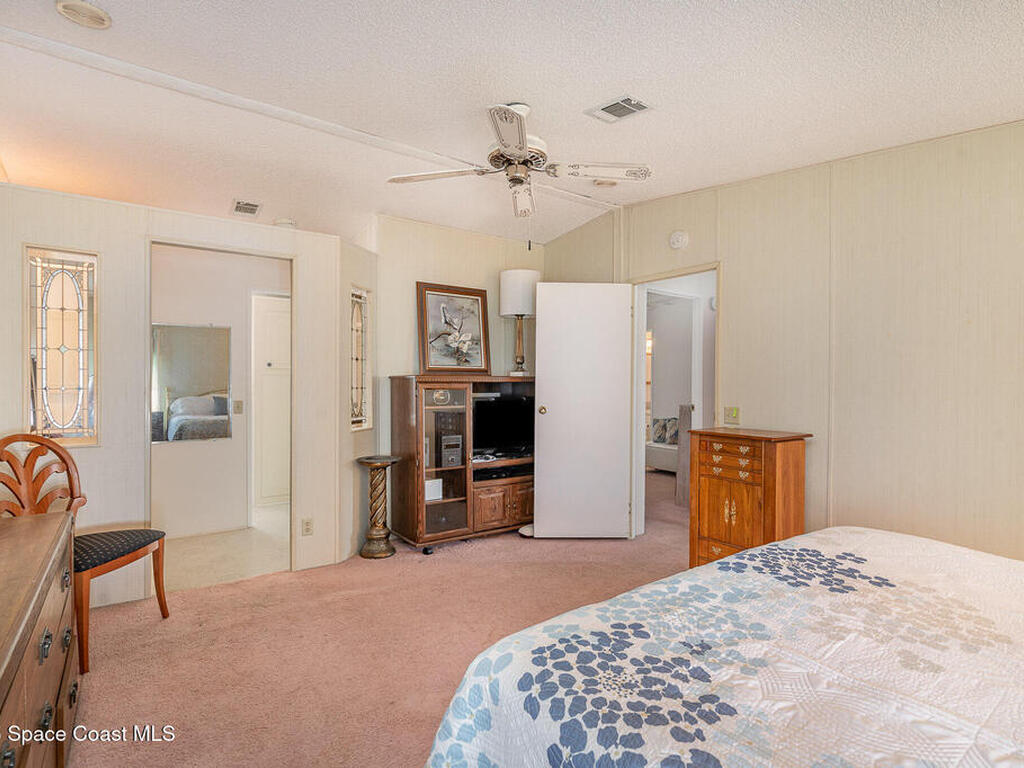 2386 Coconut Palm Drive, Palm Bay, FL 32905
