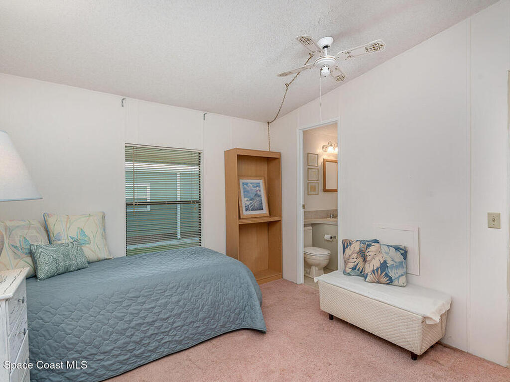 2386 Coconut Palm Drive, Palm Bay, FL 32905