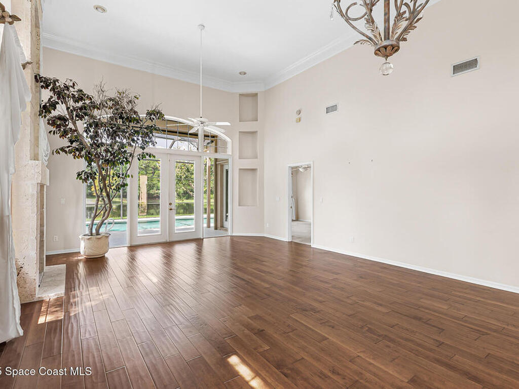 853 Suntree Woods Drive, Melbourne, FL 32940