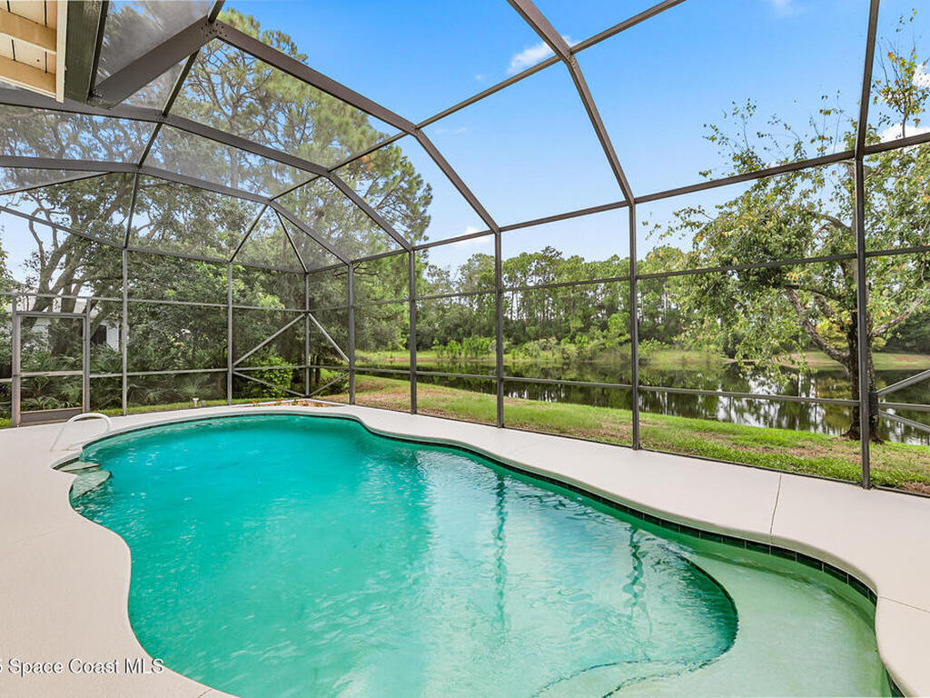 853 Suntree Woods Drive, Melbourne, FL 32940