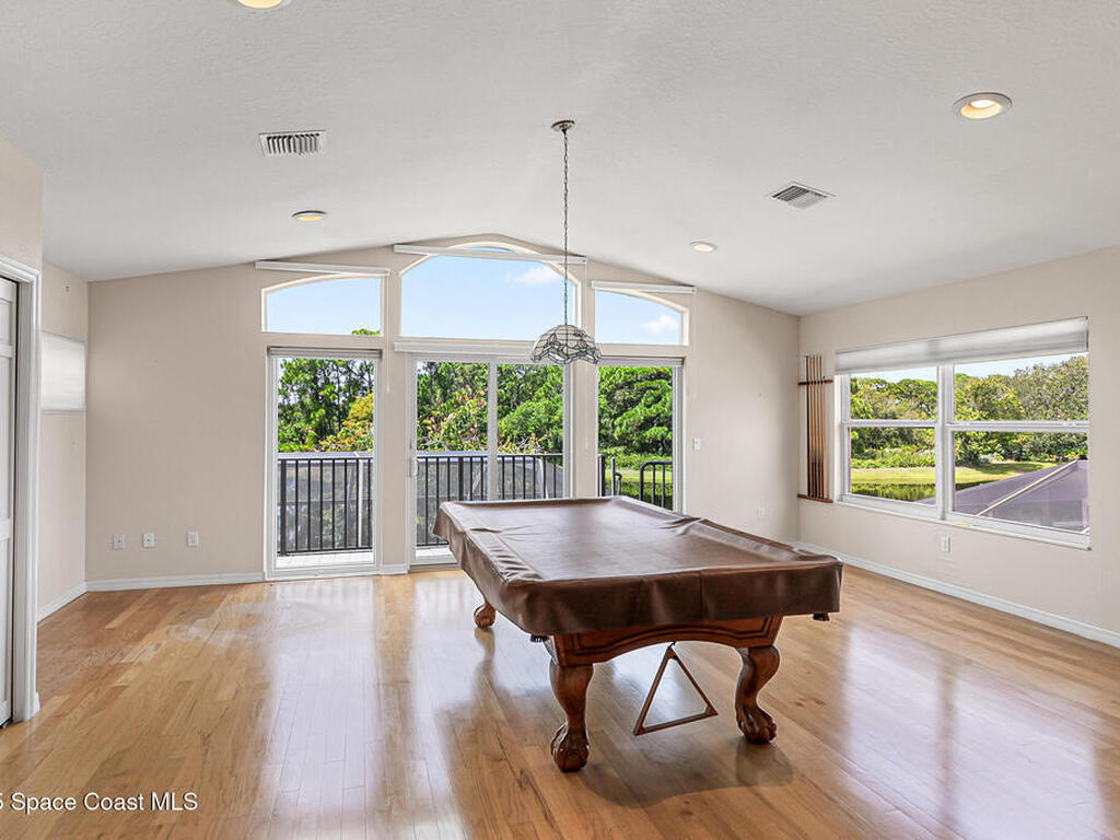 853 Suntree Woods Drive, Melbourne, FL 32940