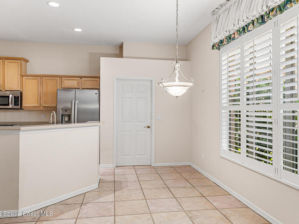 853 Suntree Woods Drive, Melbourne, FL 32940