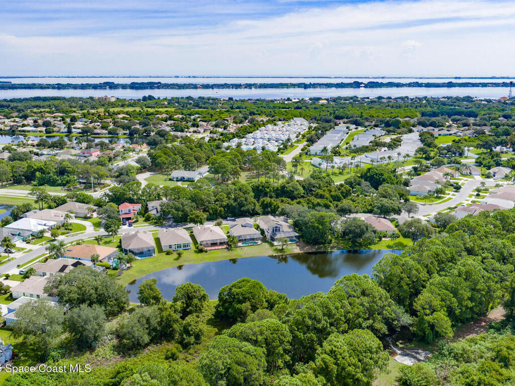 853 Suntree Woods Drive, Melbourne, FL 32940